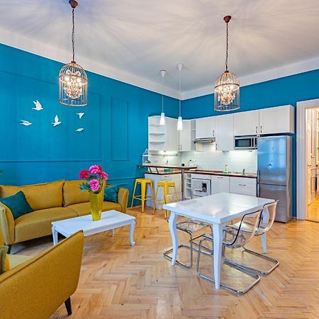 Colorful Wenceslas Square Apartment 布拉格 外观 照片