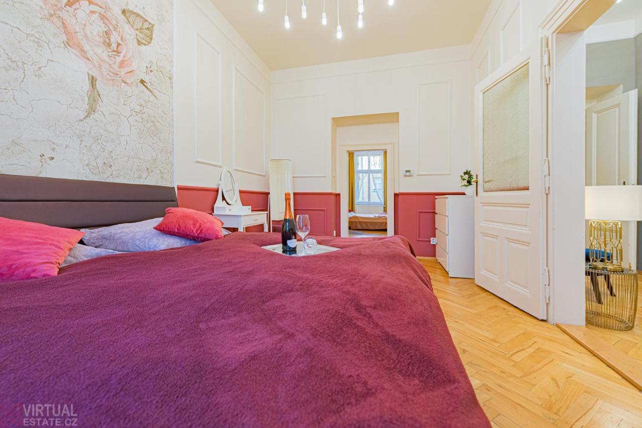 Colorful Wenceslas Square Apartment 布拉格 外观 照片