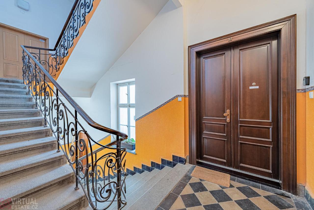 Colorful Wenceslas Square Apartment 布拉格 外观 照片